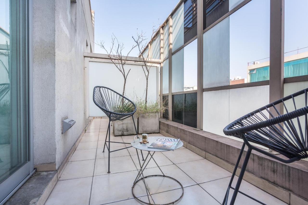 Studio with Terrace